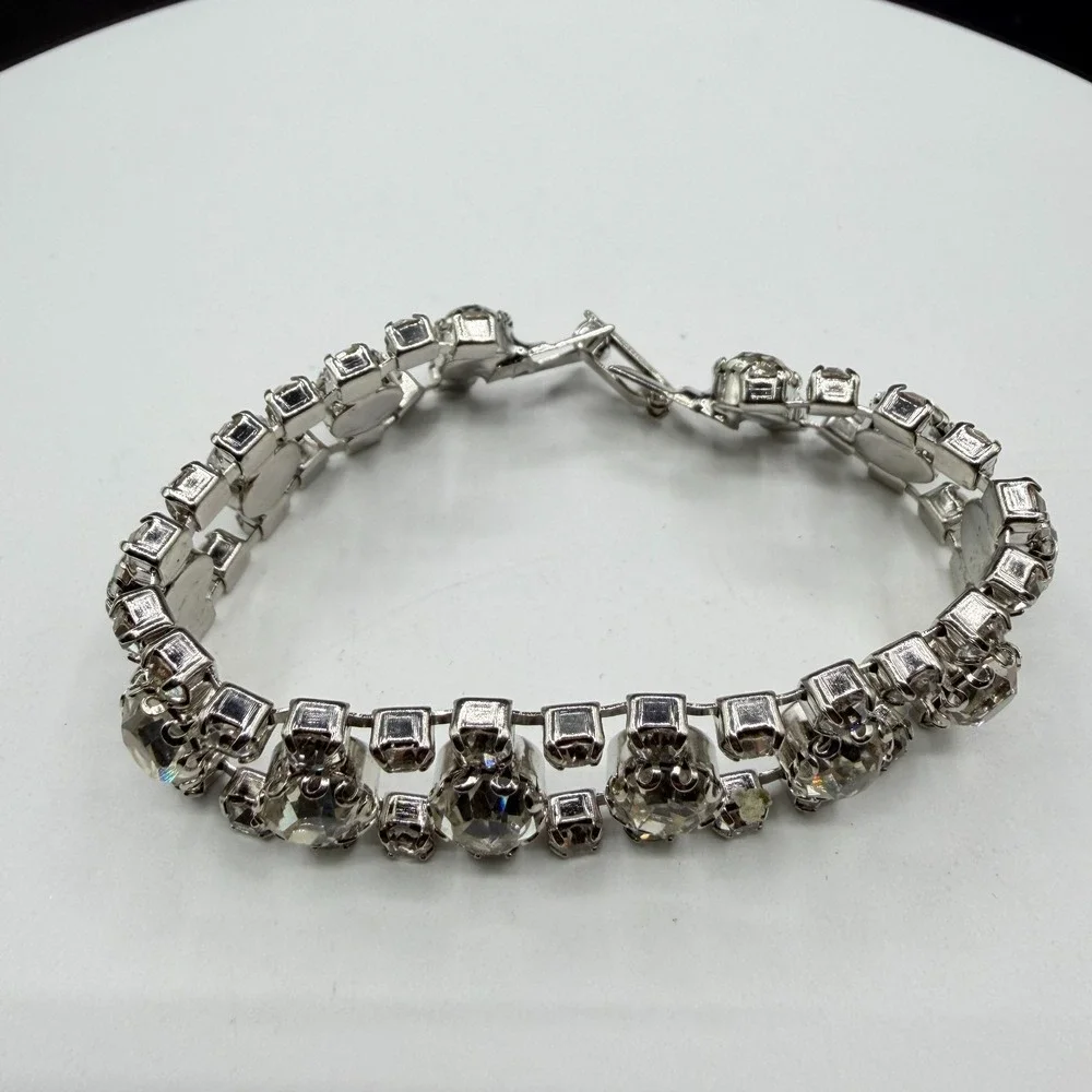 N/A sparkling silver